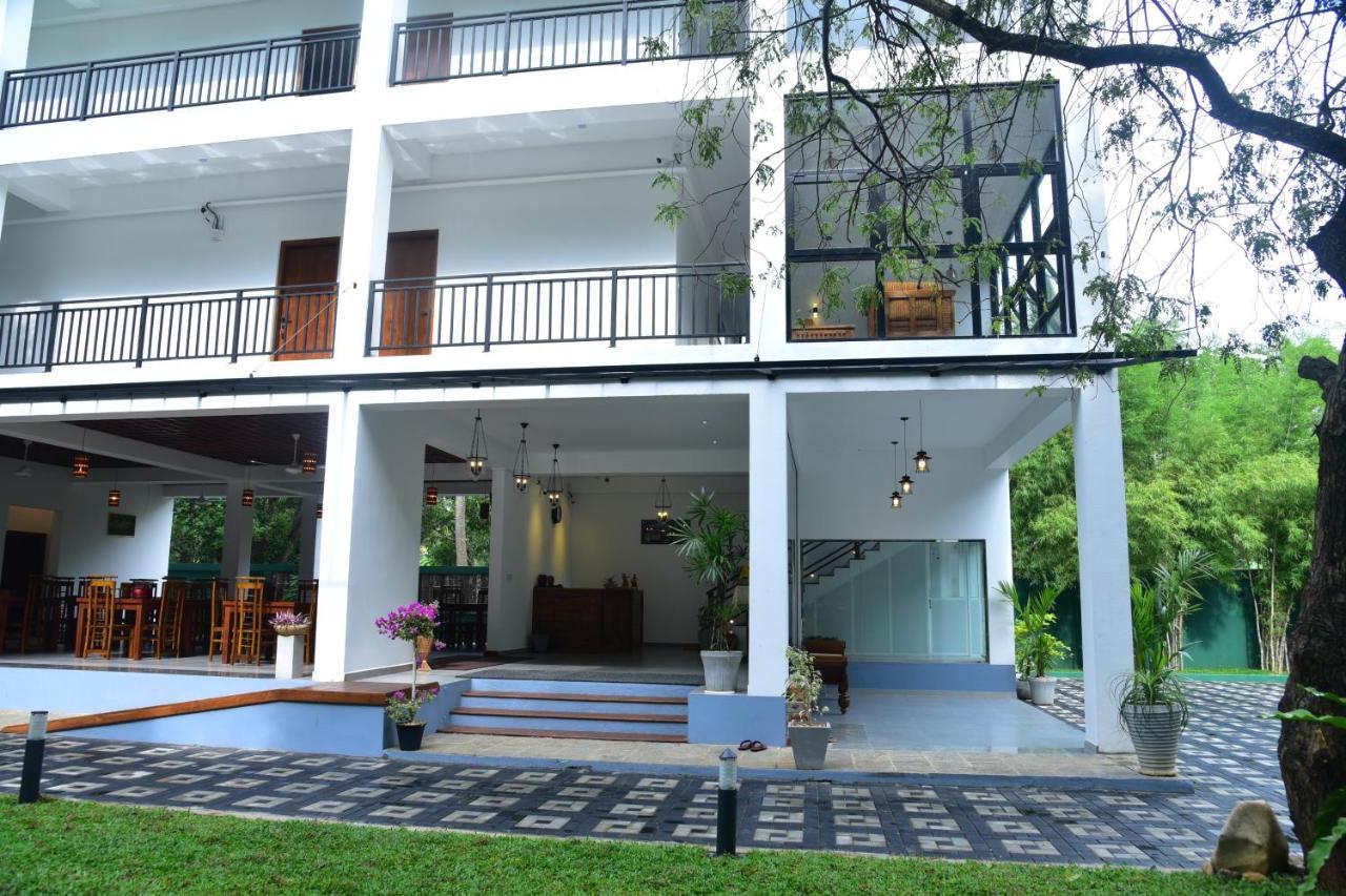 Eden Grand Hotel Dambulla Kültér fotó