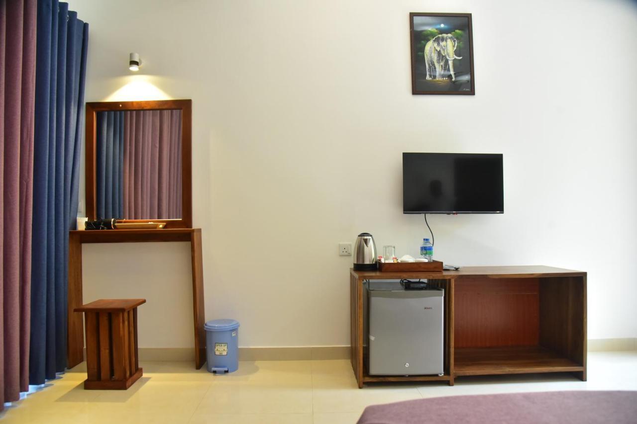 Eden Grand Hotel Dambulla Kültér fotó