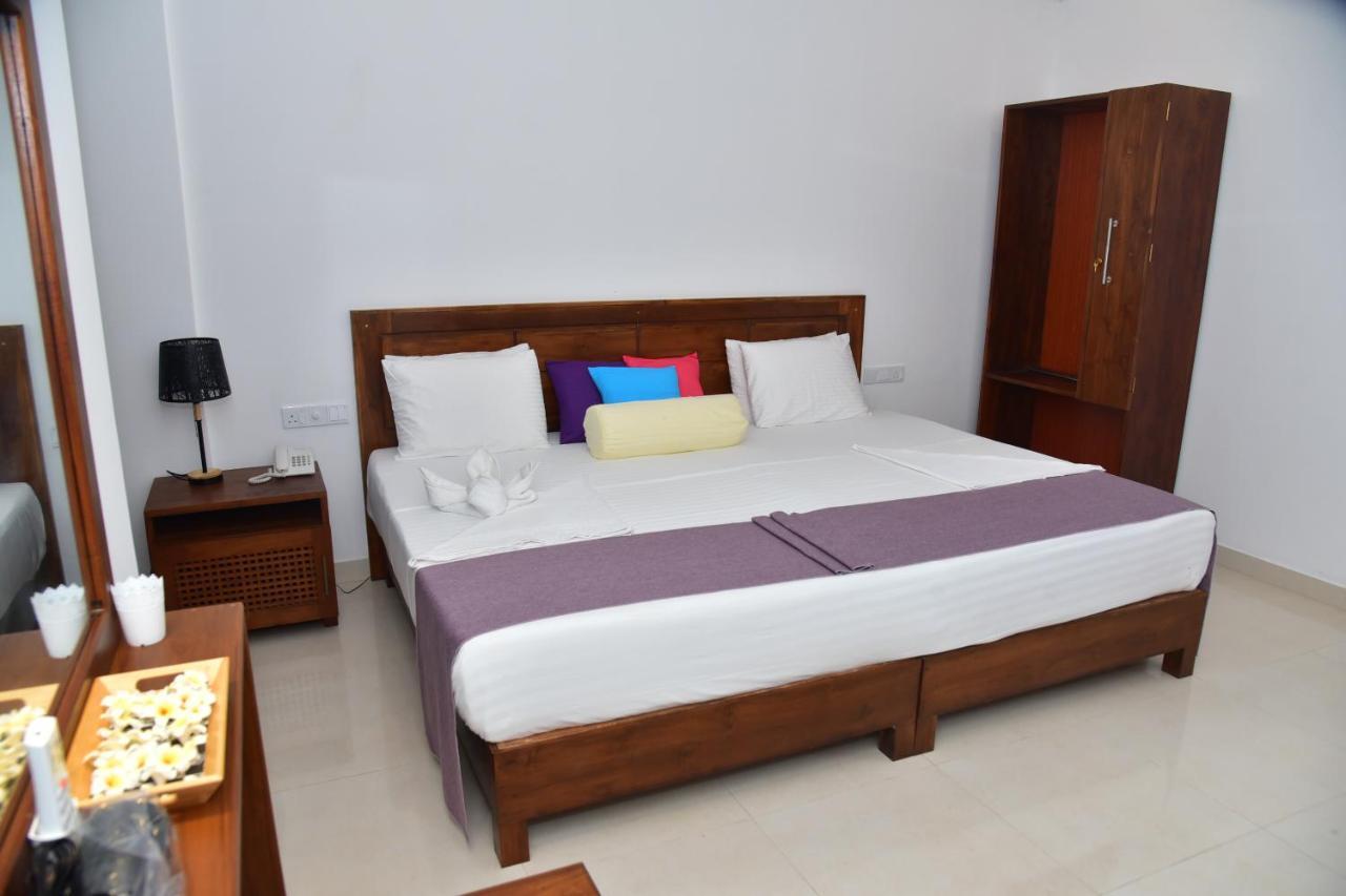Eden Grand Hotel Dambulla Kültér fotó